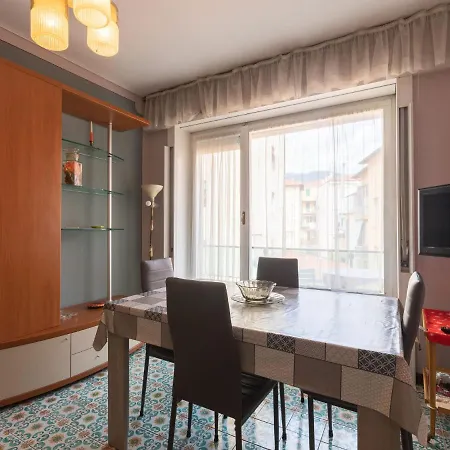 Vakantiehuis Pleasant In Near Beach San Remo
